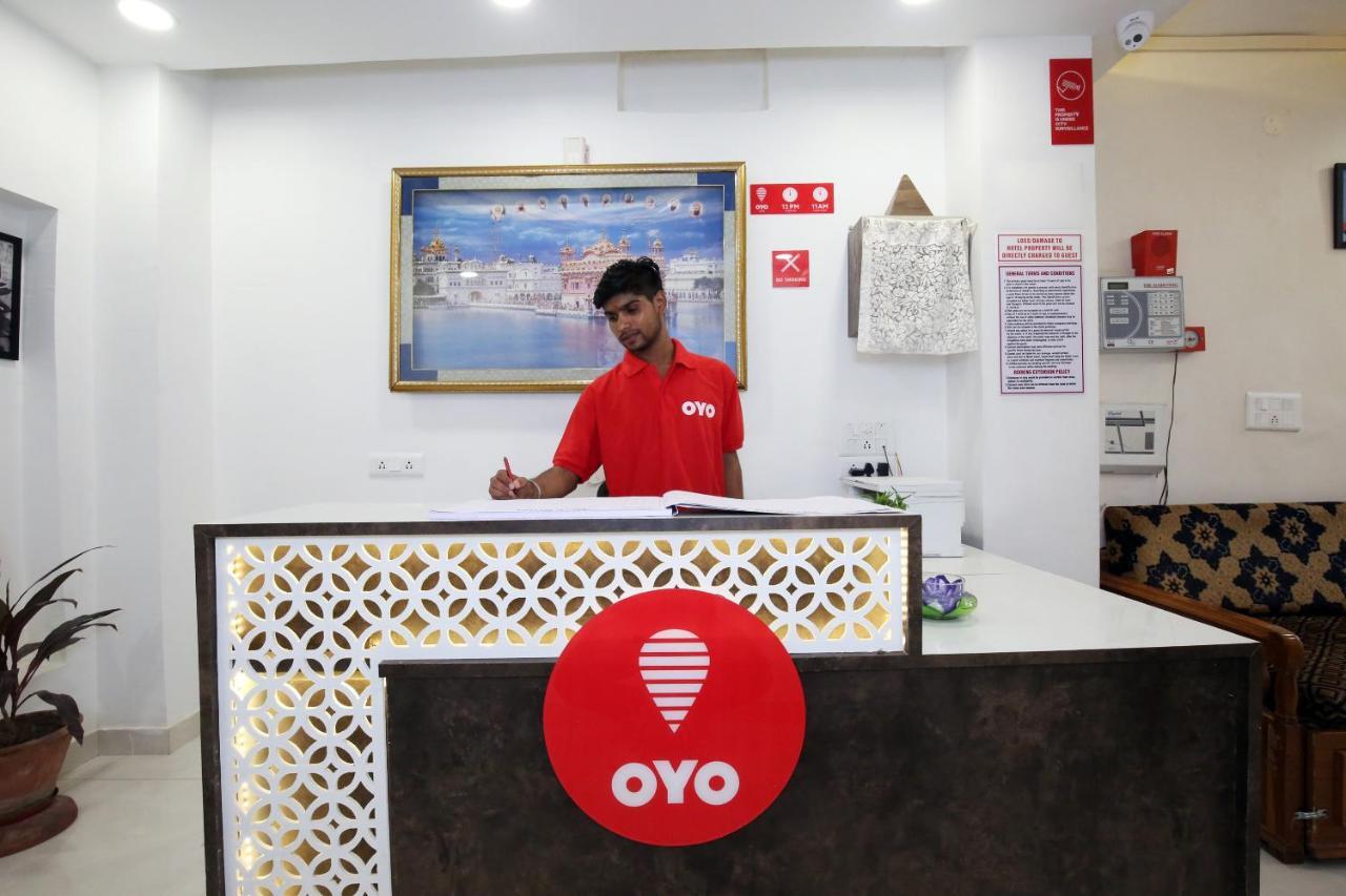 Oyo 9732 Amar Motel Nayagaon Экстерьер фото