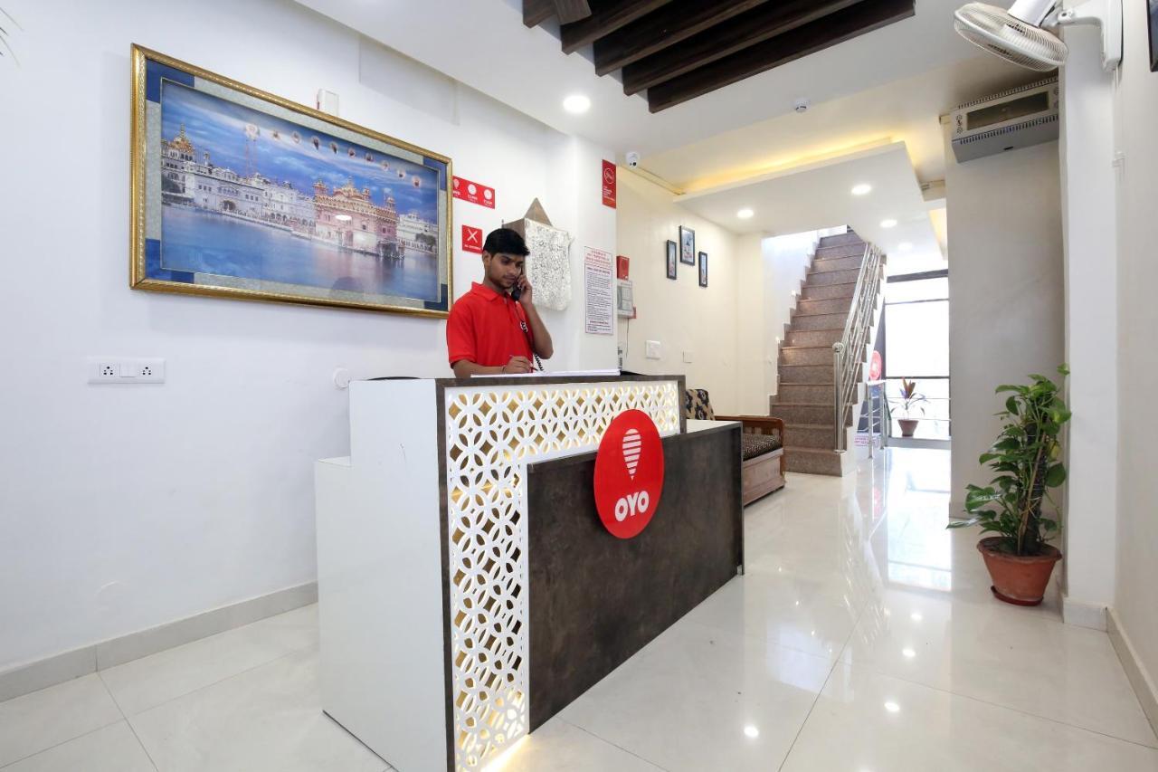 Oyo 9732 Amar Motel Nayagaon Экстерьер фото